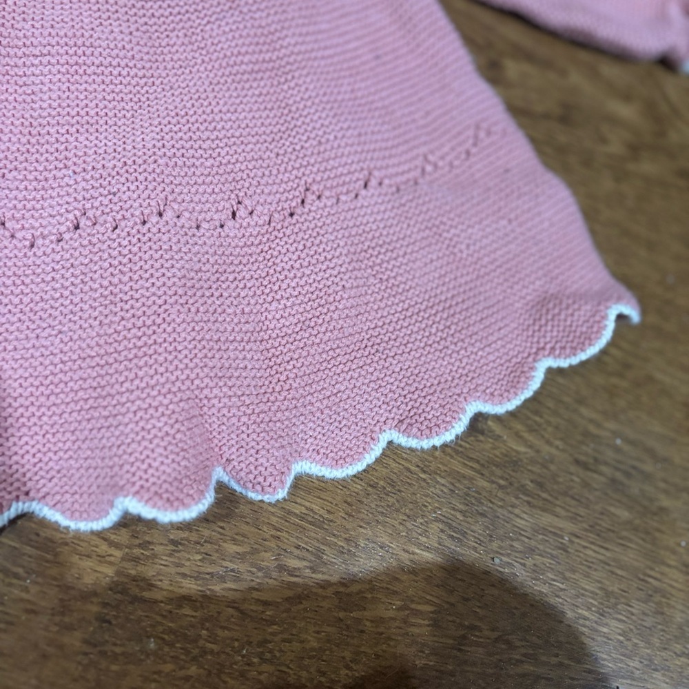 Pink sweater dress with tights - Picture 5 of 8